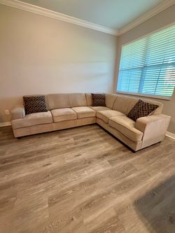 Gray Sleeper Sectional Sofa