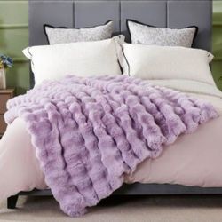 Faux Fur Purple Bubble Blanket