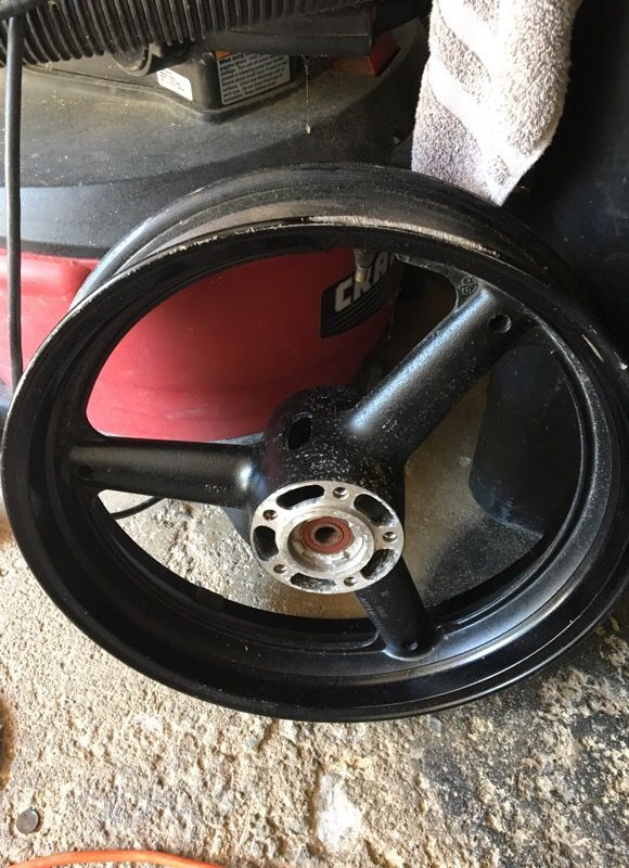 Suzuki katana 06 front rim