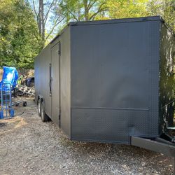 Enclosed Trailer