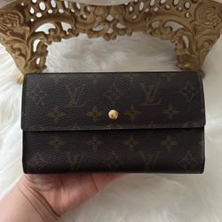 Louis Vuitton Holster **Special Edition** for Sale in Fayetteville, GA -  OfferUp