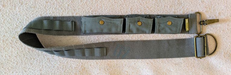 Brand NEW, never used vintage DC Shoes Co USA multi-pouch utility belt/strap