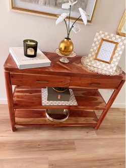 Wood entry table