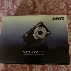 Sanyo VPC-T700