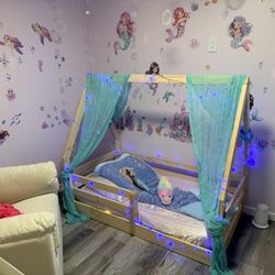 Kids Floor Bed With Mattress And Bedding 