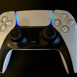 New PS5 Controllers
