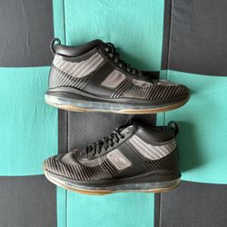 Men’s Nike LeBron x John Elliot Size 9