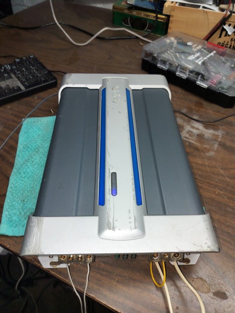 Infinity Subwoofer Amplifier