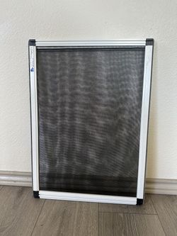 6 Expandable Window Screen - Horizontal (15" H x 21" - 40" W) or Vertical 21" Hx 15" - 28" W)