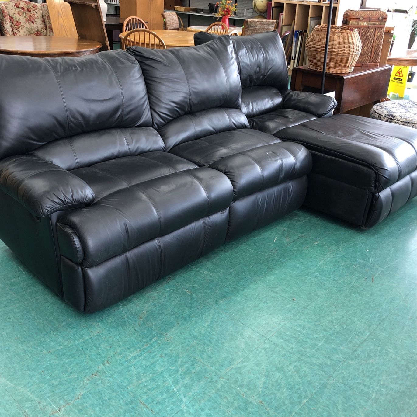 Leather Sectional Recliner 