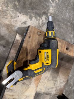 DeWalt 20V MAX XR Brushless Drywall Screwgun – Tool Only