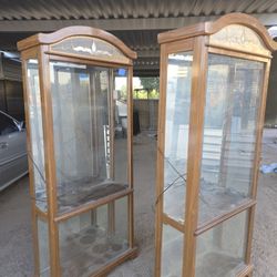 FREE CIRO CABINETS Glass Shelves Lighted 