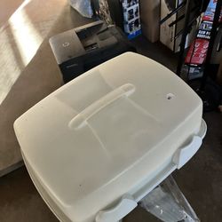 Wilton Ultimate 3-in-1 Cupcake Muffin Cake Caddy Carrier See-Through Holder