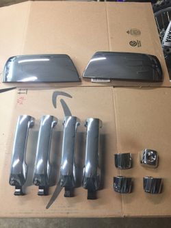 Chrome Tundra door handles and mirror cover