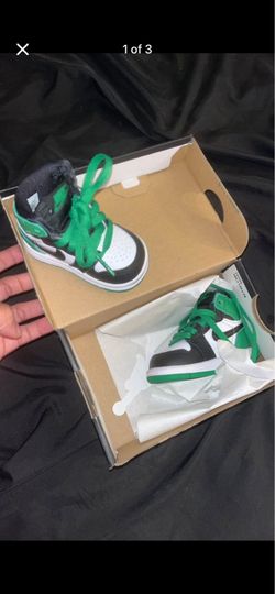 Air Jordan 1 Retro High OG  2C Toddler shoes