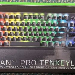 Razer Huntsman V3 Pro tenkeyless Gaming Keyboard 
