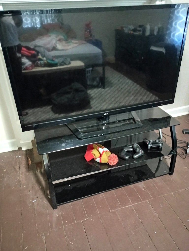 55 Inch LG TV