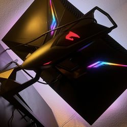 Gaming Monitor 27”