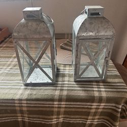 Set Of 2 Lanterns (Decor)