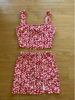 Women’s two-piece skirt dress set size xsmall