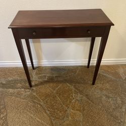 Antique Mahogany Table With Tapered Legs and Pull Out Drawer