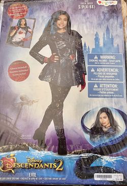 Disney Descendants2 Halloween Costume Plus Wig NWT