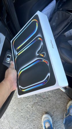 iPad Pro 13” M5-256GB-WiFi+celular 5G open box