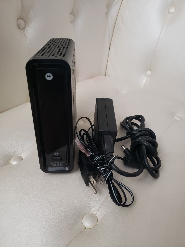 Cable Modem and Wifi Router- Motorola SBG6580