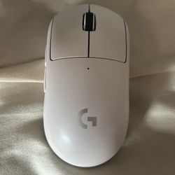 Logitech Gpro Superlight 