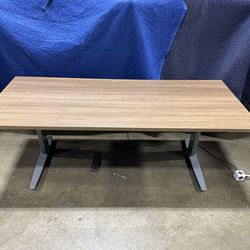72x30 Electric Height Adjustable Tables! Christmas Sale! We Also Have Ergonomic Chairs And Monitor Arms!