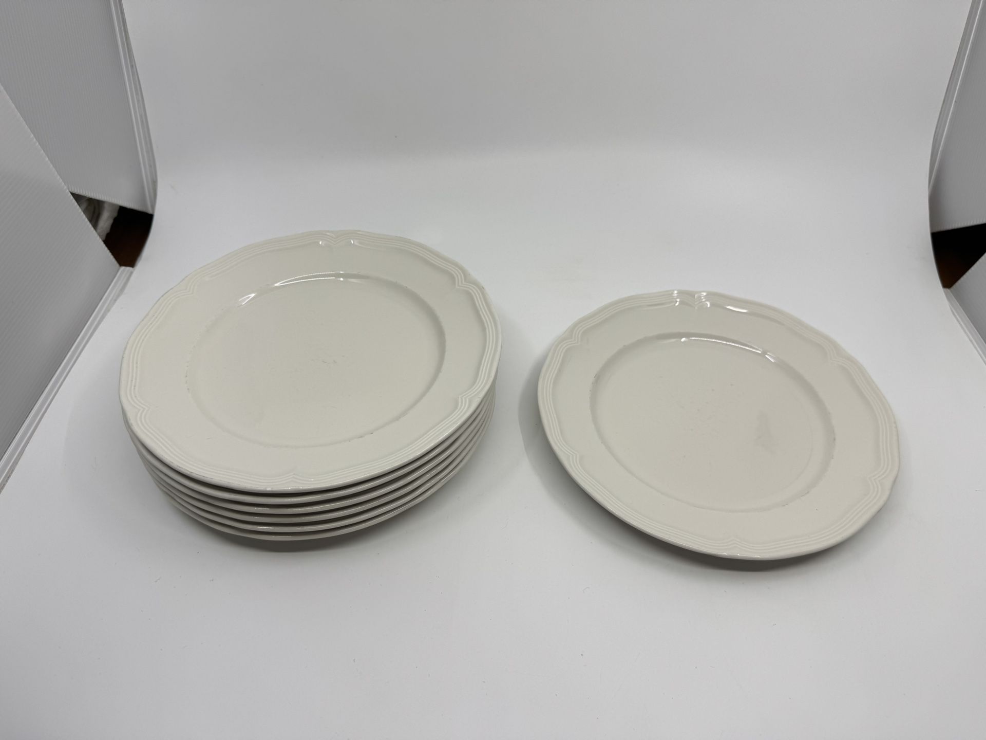 Villeroy Boch Manoir Salad Plates Set Of