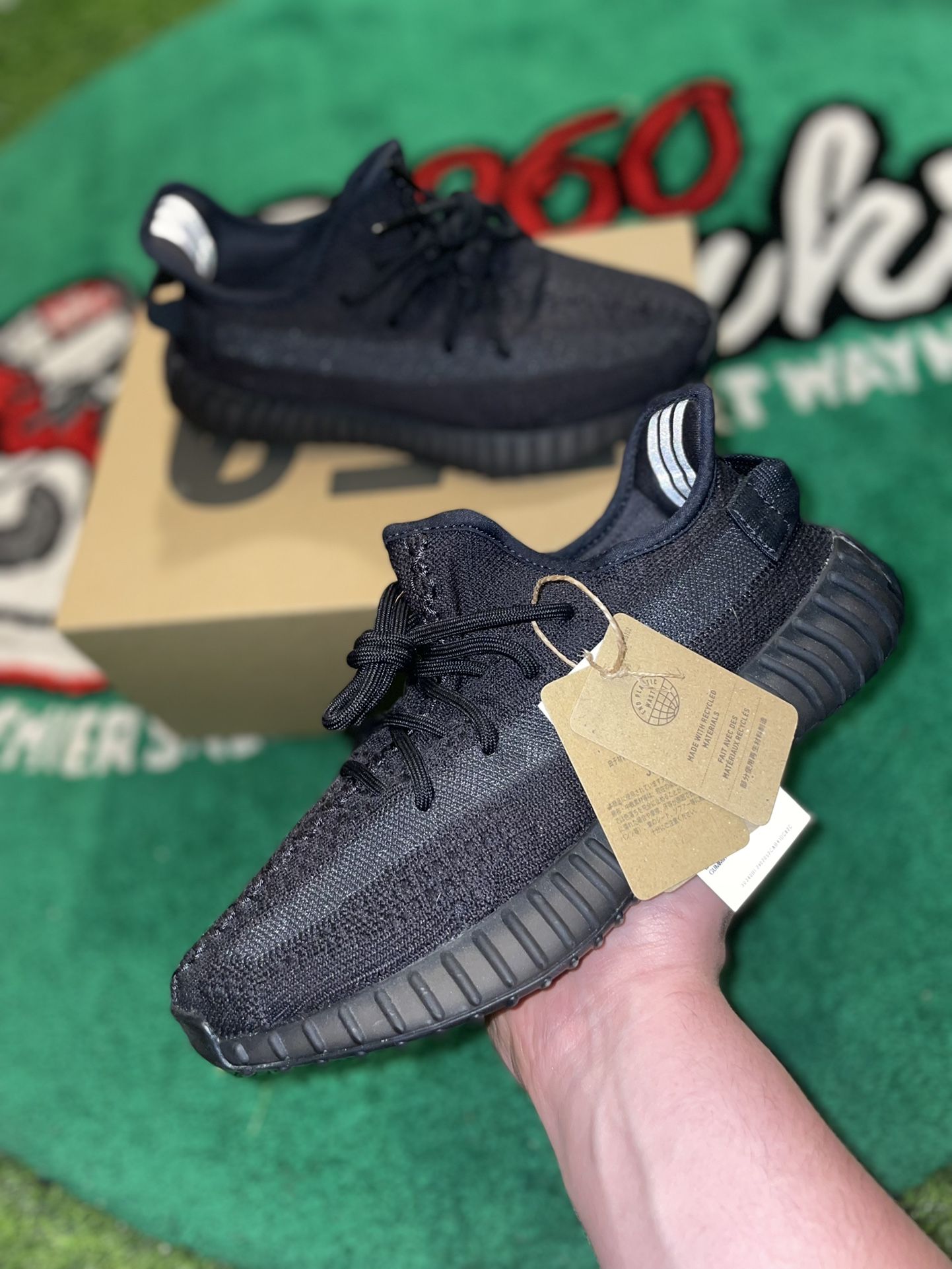 Yeezy 350 Boost V2 Onyx