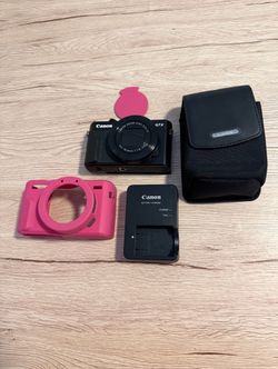 Canon G7X Mark II Digital Camera with Pink Accessories
