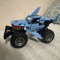 Lego Monster Jam Technic