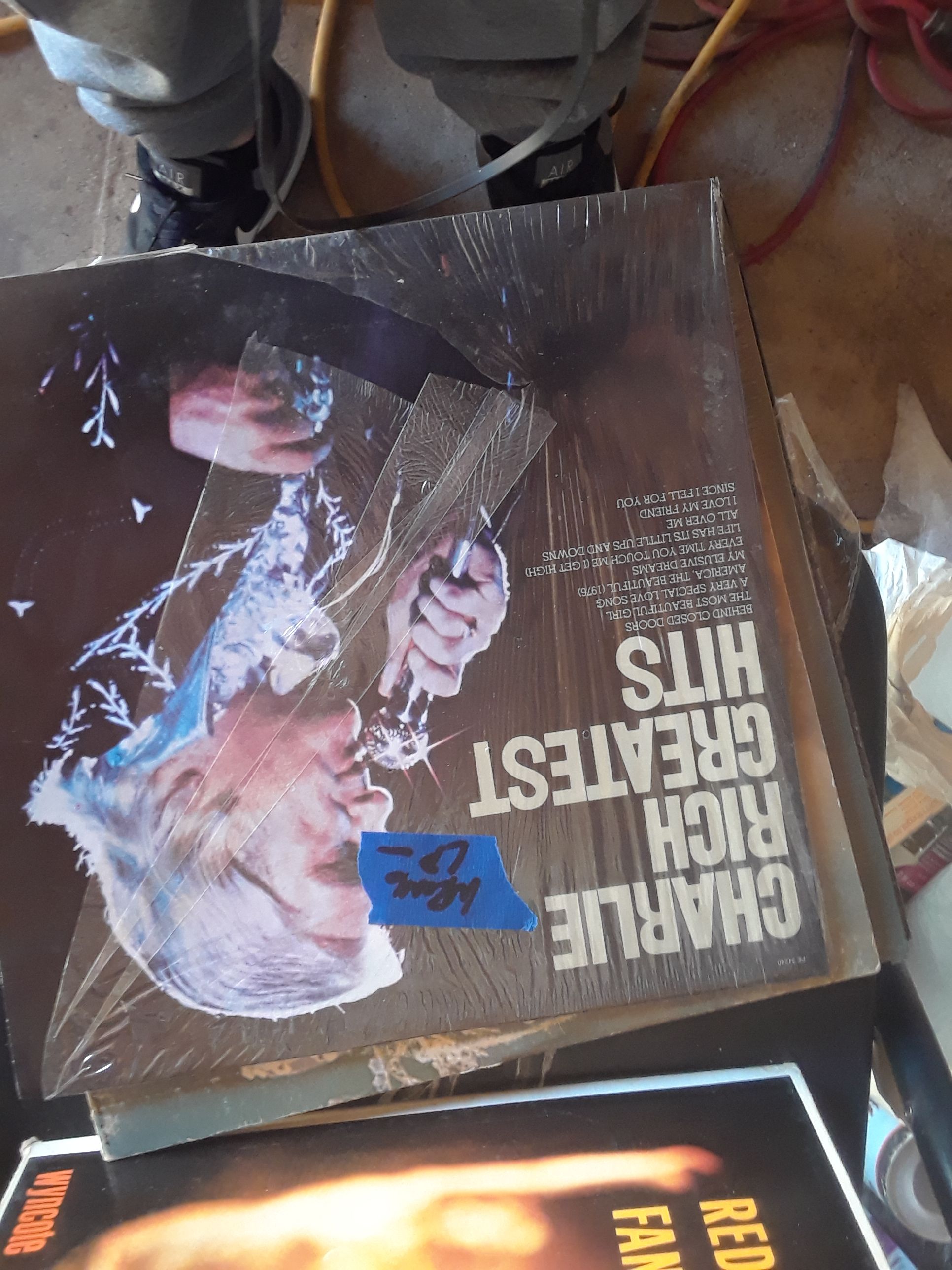 Old records some I've researched are in the hundred dollar range but ill take 85 for the whole box