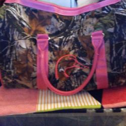 Duckhead Brand New Duffle Bag Matching Accessory Bag