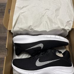 Brand new Nike men’s shoes, size 11. Never worn, still in perfect condition. Selling for $30 (price firm). Pickup only.