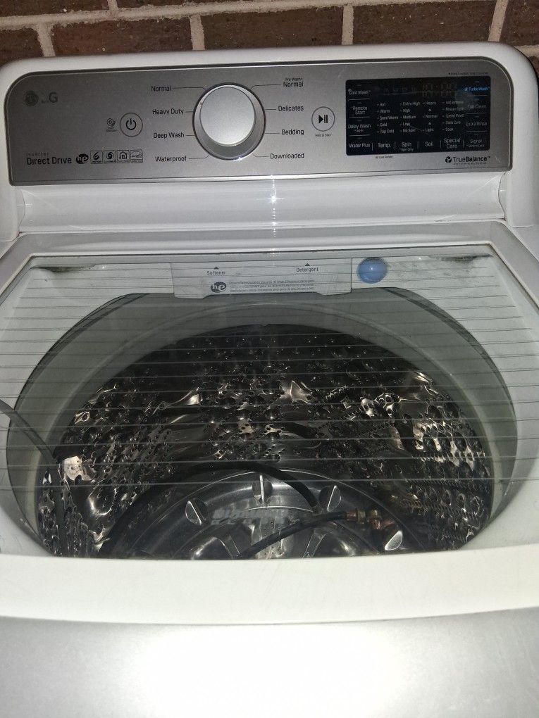 LG Washer And Dryer Set