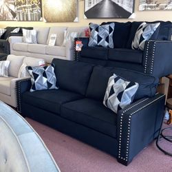 🇺🇸HUGE Ashley Furniture Blowout Sale!🇺🇸 Brand New Sofa Loveseat Set W/ Accent Pillows Included! $50 Down Takes It Home Today!
