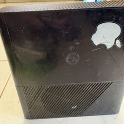 Xbox 360 E Console With Games 