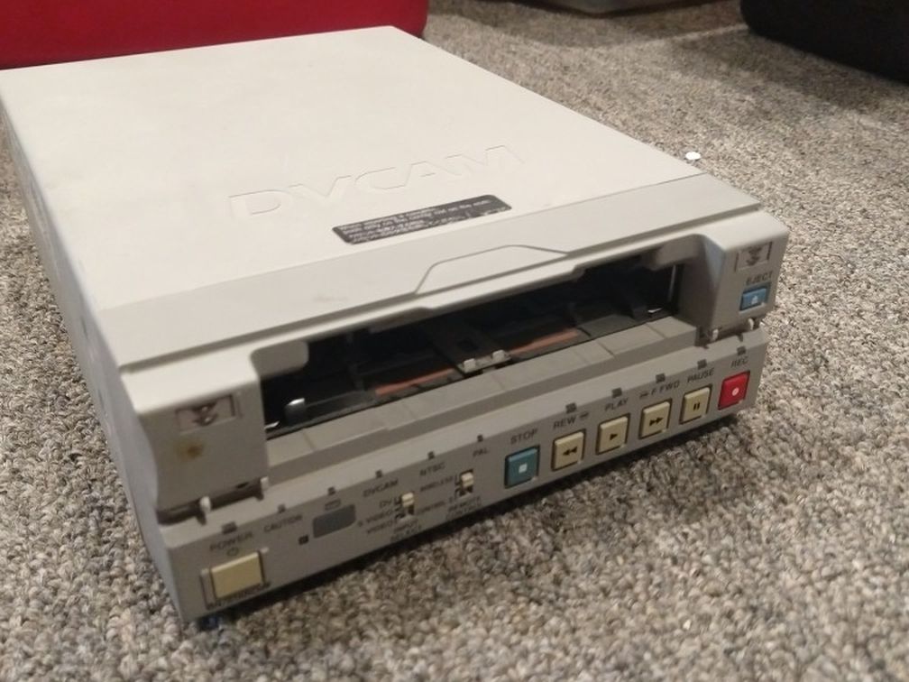 SONY DSR-11 NTSC/PAL MINIDV DVCAM Digital Player Recorder VCR Deck