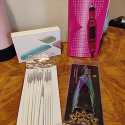 4 Pc Acrylic Nail Tools