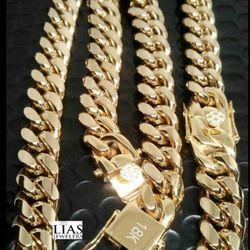 New 18k Yellow Gold Cuban Link chain and Bracelet 