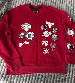 Hollister NBA logo sweatshirt