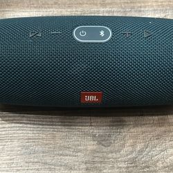 jbl charge 4