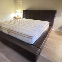 Adra, King, Espresso Antica Leather (3),  Like New, Perfect Condition