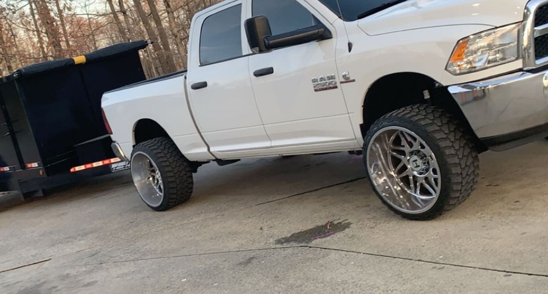 Hauling/Junk removal