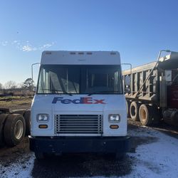 1998 Freightliner P700
