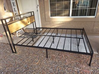 Queen Size Platform Bed Frame With Charging Post, Phone, Laptop, Lamp, Clock, Like New, Can Deliver