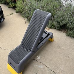 Exercise Bench/ Gym Equipment/ Adjustable Weights Bench